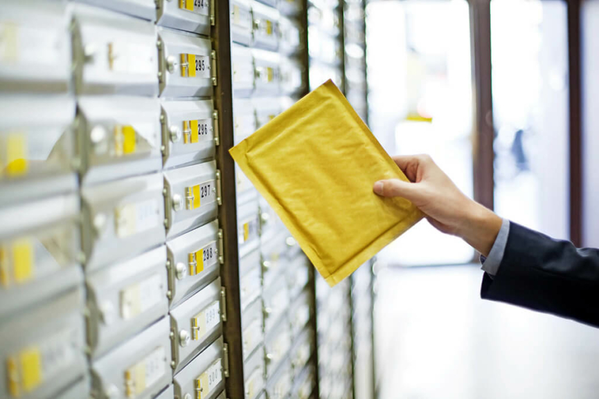 Smart Lockers Enhance Mailroom Management