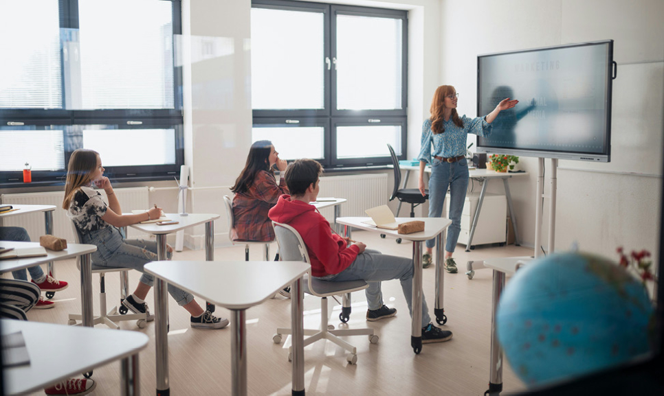 How-Does-ITAM-Help-Reduce-Costs-In-Schools